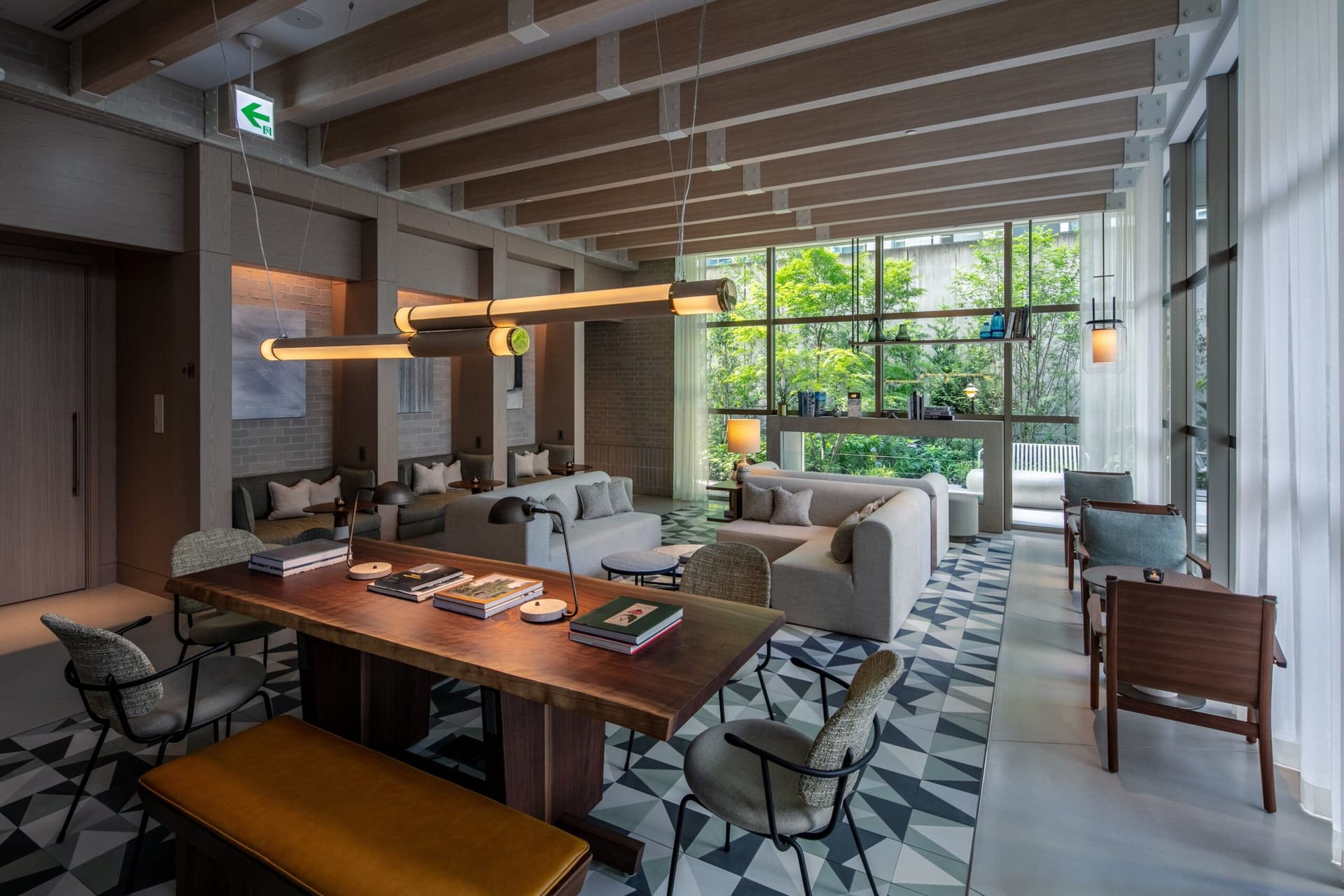 호텔 이미지 2-4