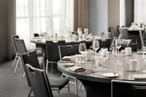 라이즈 오토그래프 컬렉션 로비